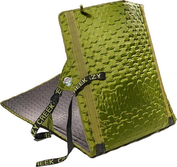Olivenfarget Crazy Creek Hex 2.0 Powerlounger bakkestol utfoldet